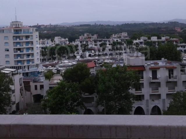 Appartamento in in affitto da privato a Misano Adriatico via Passeggiata dei Fiori, 13, da privato, vista mare, ascensore TrovaCasa