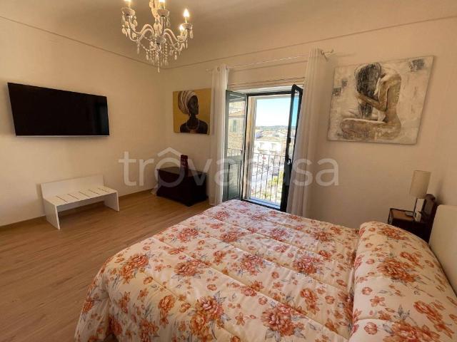 Appartamento in in affitto da privato a Noto corso Vittorio Emanuele, 64, da privato, ristrutturato, lavanderia TrovaCasa