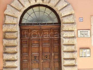 Appartamento in in affitto da privato a Norcia via Umberto I, 23, da privato, riscaldamento autonomo, parzialmente arredato TrovaCasa