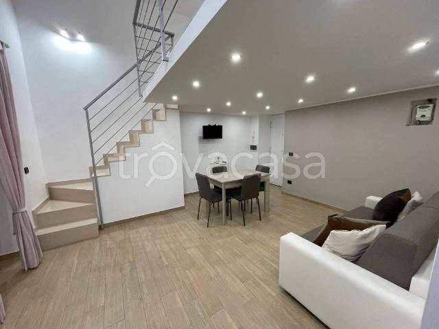 Appartamento in in affitto da privato a Napoli piazza Carlo iii, 4, da privato, vista mare TrovaCasa