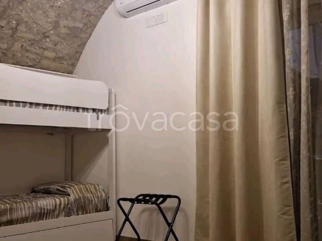Appartamento in in affitto da privato a Napoli salita Paradiso, 42, da privato, ristrutturato, zona servita TrovaCasa