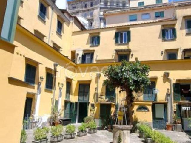 Appartamento in in affitto da privato a Napoli vicoletto Cappella Vecchia, da privato, ristrutturato, contesto signorile TrovaCasa