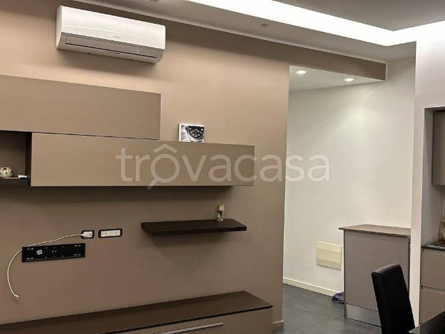 Appartamento in in affitto da privato a Napoli via Guantai Nuovi, 16, arredato, da privato, ascensore TrovaCasa