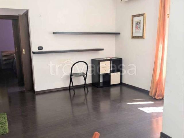 Appartamento in in affitto da privato a Napoli viale Raffaello, 34, da privato, centrale, cabina armadio TrovaCasa