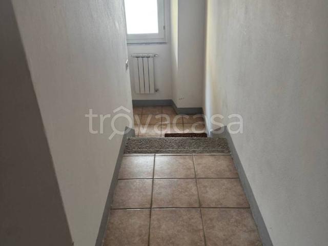 Appartamento in in affitto da privato a Sormano via g. Testori, 7, da privato, lavatrice, box doccia TrovaCasa
