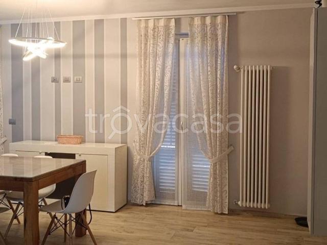 Appartamento in in affitto da privato a Savigliano via Torino, 28, arredato, da privato, libero subito TrovaCasa