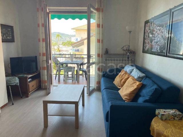 Appartamento in in affitto da privato a San Bartolomeo al Mare largo Parodi, 1, posto auto, da privato, vista mare TrovaCasa