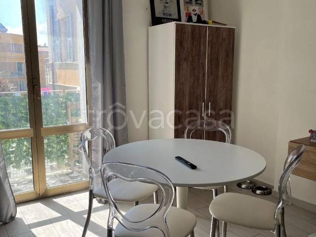 Appartamento in in affitto da privato a San Benedetto del Tronto piazza l. Nardone, da privato, centrale, vicinanze negozi TrovaCasa