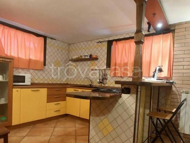 Appartamento in in affitto da privato a San Donaci via Madre Maddalena Lorusso, 45, da privato TrovaCasa