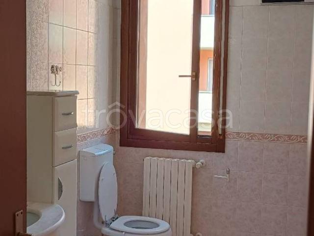 Appartamento in in affitto da privato a San Pietro in Casale via Cesare Pavese, 7B, da privato, riscaldamento autonomo, zona residenziale TrovaCasa