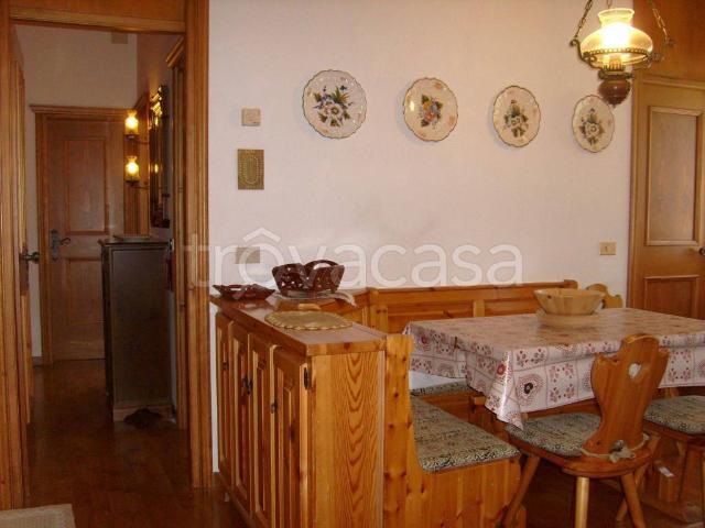 Appartamento in in affitto da privato a San Vito di Cadore via Cesare De Lotto, 16, posto auto, terrazzo, da privato TrovaCasa