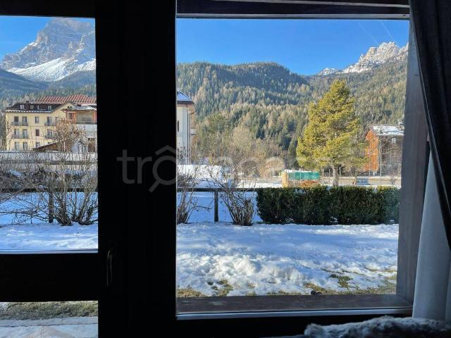 Appartamento in in affitto da privato a San Vito di Cadore via del Favero, 3, arredato, giardino, posto auto TrovaCasa