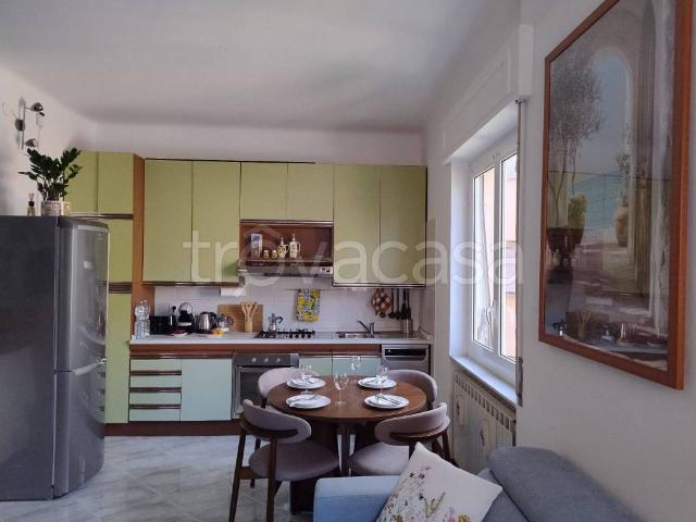 Appartamento in in affitto da privato a Sanremo via Zeffiro Massa, da privato, vista mare TrovaCasa