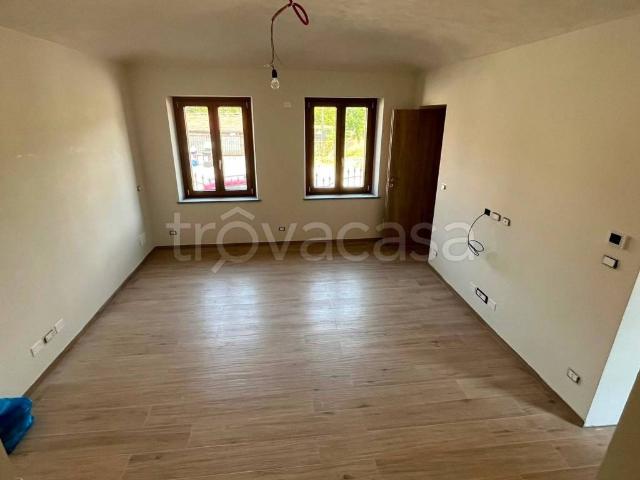 Appartamento in in affitto da privato a Sant'Ambrogio di Torino via Torino, 58, da privato, doppia esposizione, ristrutturato TrovaCasa