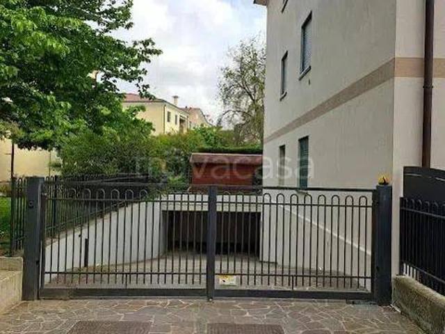 Appartamento in in affitto da privato a Saonara via Ugo Foscolo, 1, arredato, giardino, box TrovaCasa