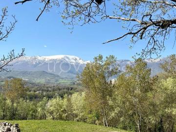 Appartamento in in affitto da privato a Sarnano contrada Poggio, da privato, caminetto, cucina abitabile TrovaCasa
