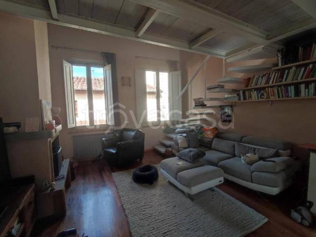 Appartamento in in affitto da privato a Sesto Fiorentino via Antonio Gramsci, 112, da privato, caminetto, soppalco TrovaCasa