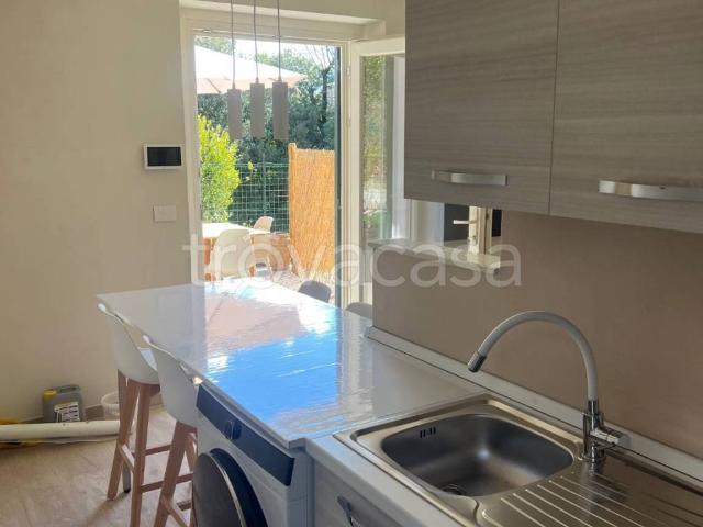 Appartamento in in affitto da privato a Sestri Levante via Olanda, 54, giardino, box, da privato TrovaCasa