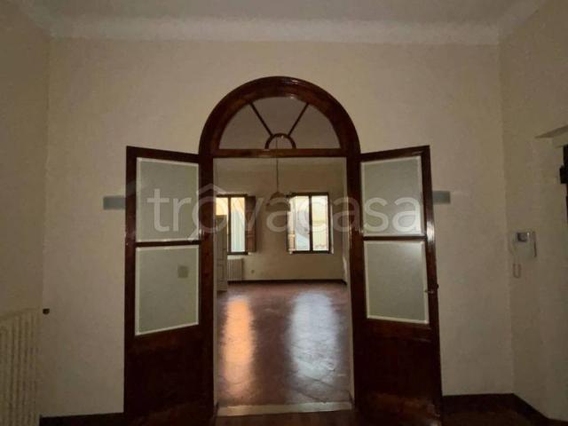 Appartamento in in affitto da privato a Siena via della Sapienza, 34, da privato, centrale, parquet TrovaCasa