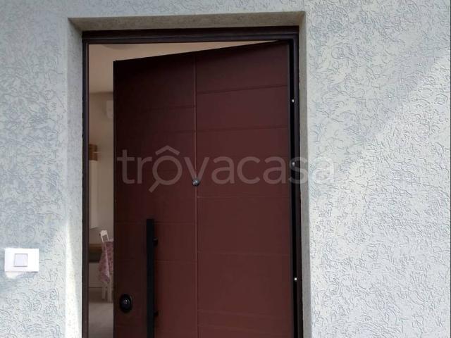 Appartamento in in affitto da privato a Silvi via Venezia, 3, giardino, posto auto, da privato TrovaCasa