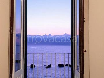Appartamento in in affitto da privato a Siracusa via Vittorio Veneto, 15, arredato, da privato, fronte mare TrovaCasa