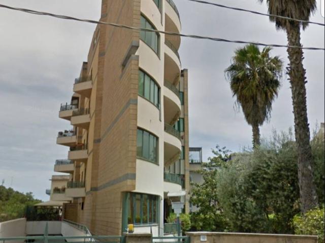 Appartamento in in affitto da privato a Siracusa viale Acradina, 32, giardino, box, da privato TrovaCasa