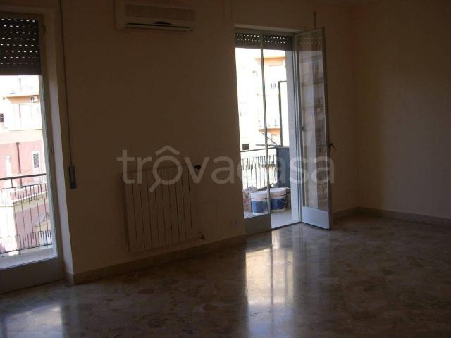 Appartamento in in affitto da privato a Siracusa viale Teracati, 184, non arredato/vuoto, da privato, riscaldamento autonomo TrovaCasa