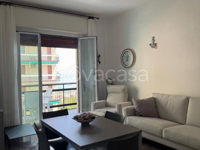 Appartamento in in affitto da privato a Spotorno via Vecchie Fornaci, 30, da privato, vista mare, ascensore TrovaCasa