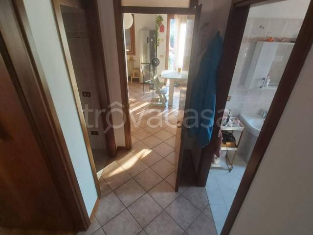 Appartamento in in affitto da privato a Pove del Grappa via Monte Ortigara, 36, box, terrazzo, da privato TrovaCasa