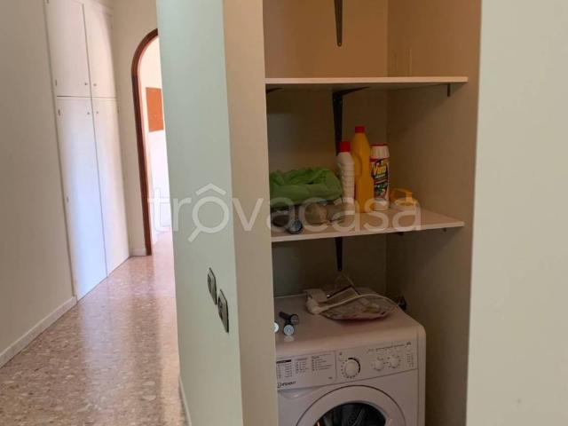 Appartamento in in affitto da privato a Pomigliano d'Arco via Fratelli Bandiera, 39, posto auto, da privato, ascensore TrovaCasa