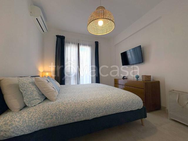 Appartamento in in affitto da privato a Portopalo di Capo Passero via Mississipi, 37, da privato, lavatrice, frigorifero TrovaCasa