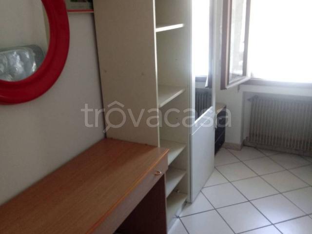 Appartamento in in affitto da privato a Padova via Francesco Marzolo, 70, da privato, ristrutturato TrovaCasa