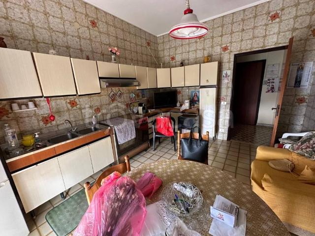 Appartamento in in affitto da privato a Palazzolo Acreide via Grotte, 9, da privato, cucina abitabile TrovaCasa