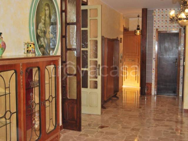Appartamento in in affitto da privato a Palermo via dei Barcalioli, 58, da privato, doppia esposizione, lungomare TrovaCasa