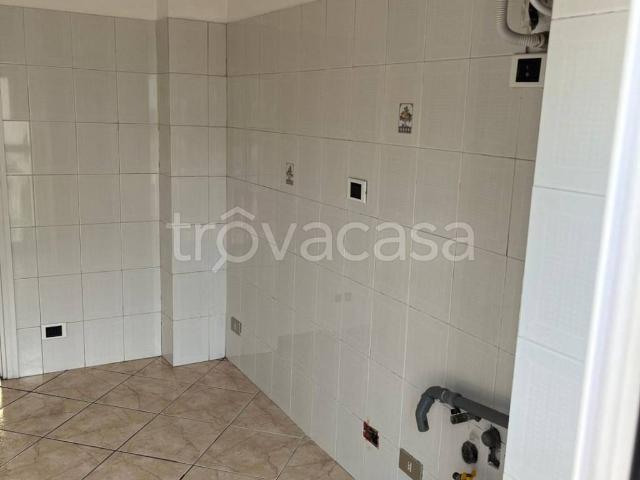 Appartamento in in affitto da privato a Pandino via Salvo d'Acquisto, 2, box, da privato, cucina abitabile TrovaCasa