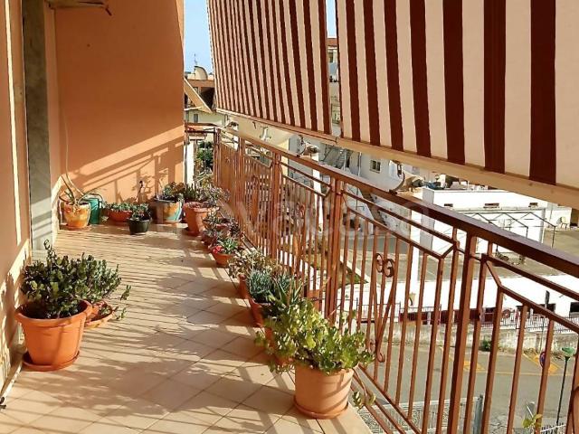 Appartamento in in affitto da privato a Paola via Caulonia, arredato, terrazzo, da privato TrovaCasa