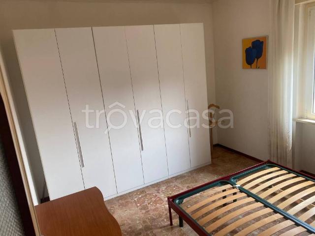 Appartamento in in affitto da privato a Parma viale Caprera, 1, da privato, ascensore, centrale TrovaCasa