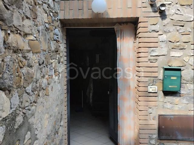 Appartamento in in affitto da privato a Parrano località Cantone, 213, da privato, doppi servizi TrovaCasa