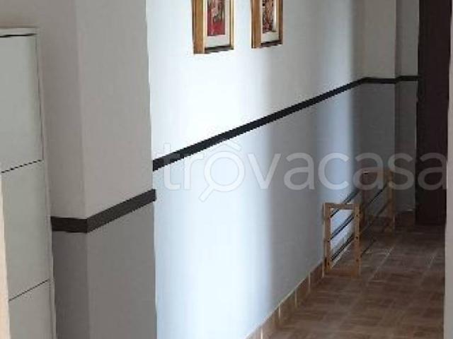 Appartamento in in affitto da privato a Pero via Bergamina, 25, arredato, da privato, cantina TrovaCasa