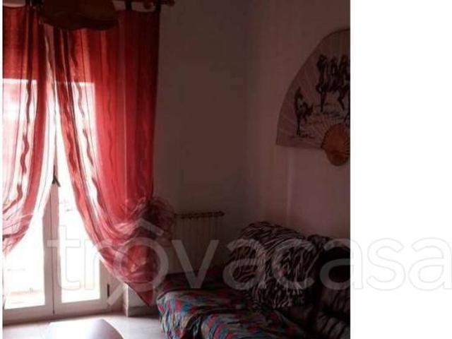 Appartamento in in affitto da privato a Pescara viale della Pineta, 3, da privato, riscaldamento centralizzato, balcone TrovaCasa