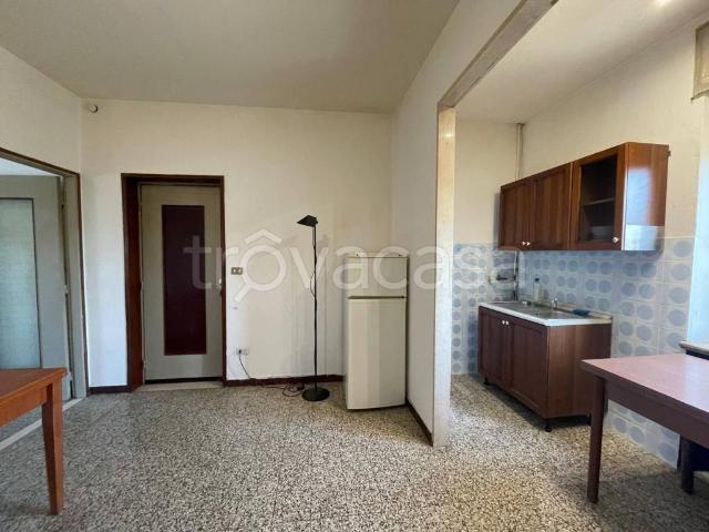 Appartamento in in affitto da privato a Pianello Val Tidone piazza Alpini, 10, da privato TrovaCasa
