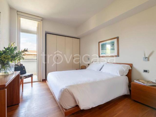 Appartamento in in affitto da privato a Pietrasanta via Giovanni Pascoli, 58, da privato, balcone, box doccia TrovaCasa