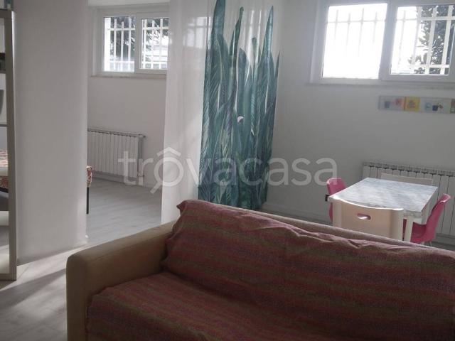Appartamento in in affitto da privato a Pieve Emanuele via Marche, giardino, da privato, ristrutturato TrovaCasa