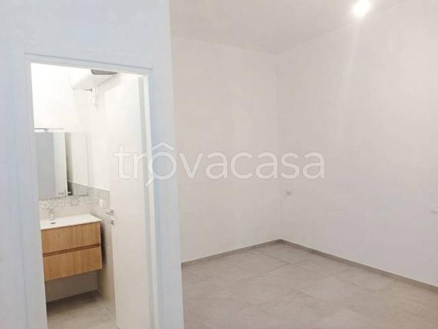 Appartamento in in affitto da privato a Pinerolo piazza Vittorio Veneto, da privato, centrale TrovaCasa