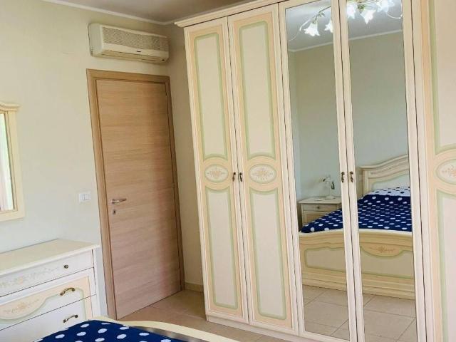 Appartamento in in affitto da privato a Pineto via Arlini, 33, arredato, giardino privato, terrazzo TrovaCasa