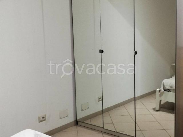 Appartamento in in affitto da privato a Piombino via Edmondo De Amicis, da privato, ristrutturato, centrale TrovaCasa