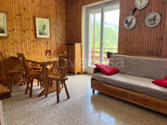 Appartamento in in affitto da privato a Pragelato via della Pineta, da privato, ascensore, centrale TrovaCasa
