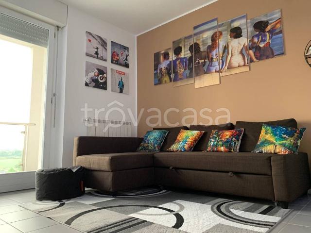 Appartamento in in affitto da privato a Pregnana Milanese piazza della Costituzione, arredato, box, da privato TrovaCasa
