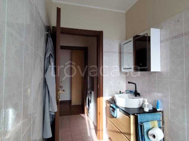 Appartamento in in affitto da privato a Pregnana Milanese via Roma, 21, giardino privato, da privato, lavastoviglie TrovaCasa
