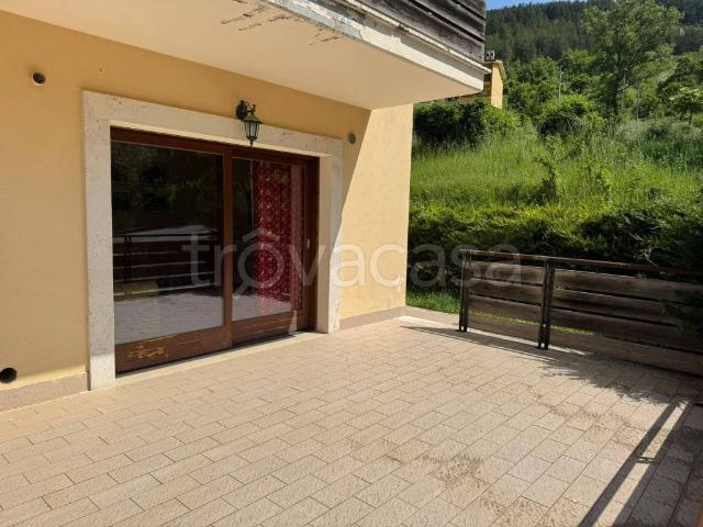 Appartamento in in affitto da privato a Rocca Pia via Fosso Capodacqua, posto auto, box, terrazzo TrovaCasa